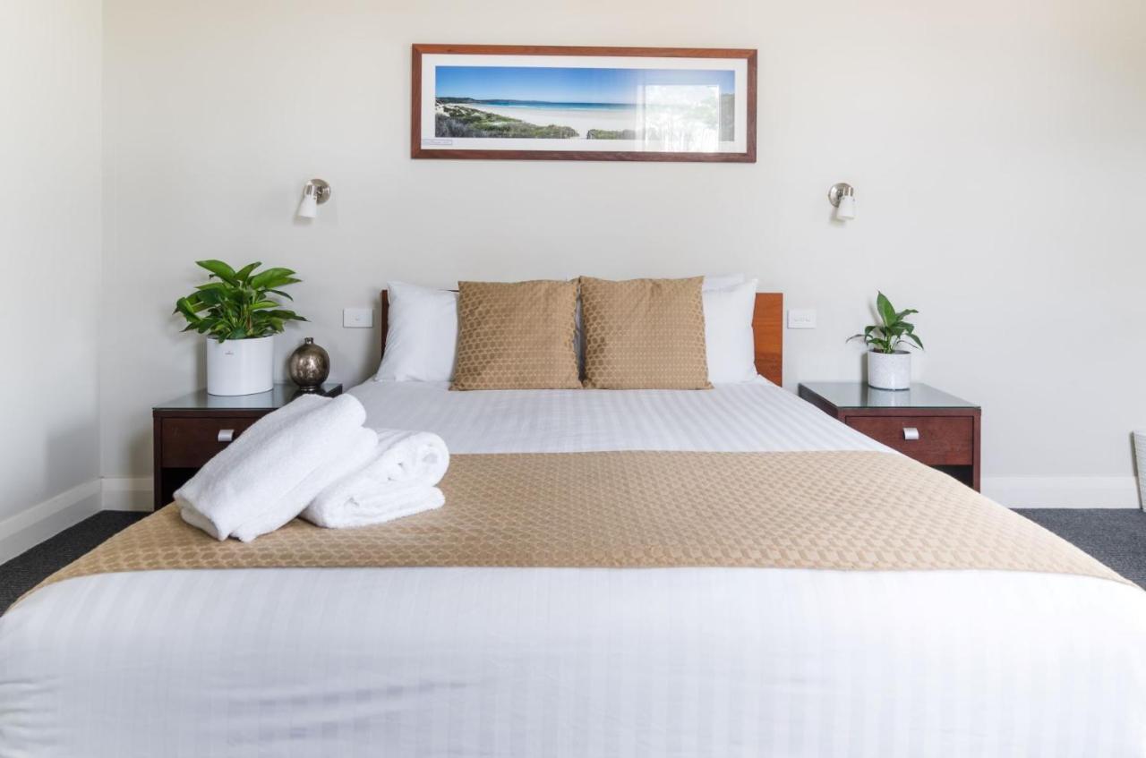 Huskisson Hotel エクステリア 写真
