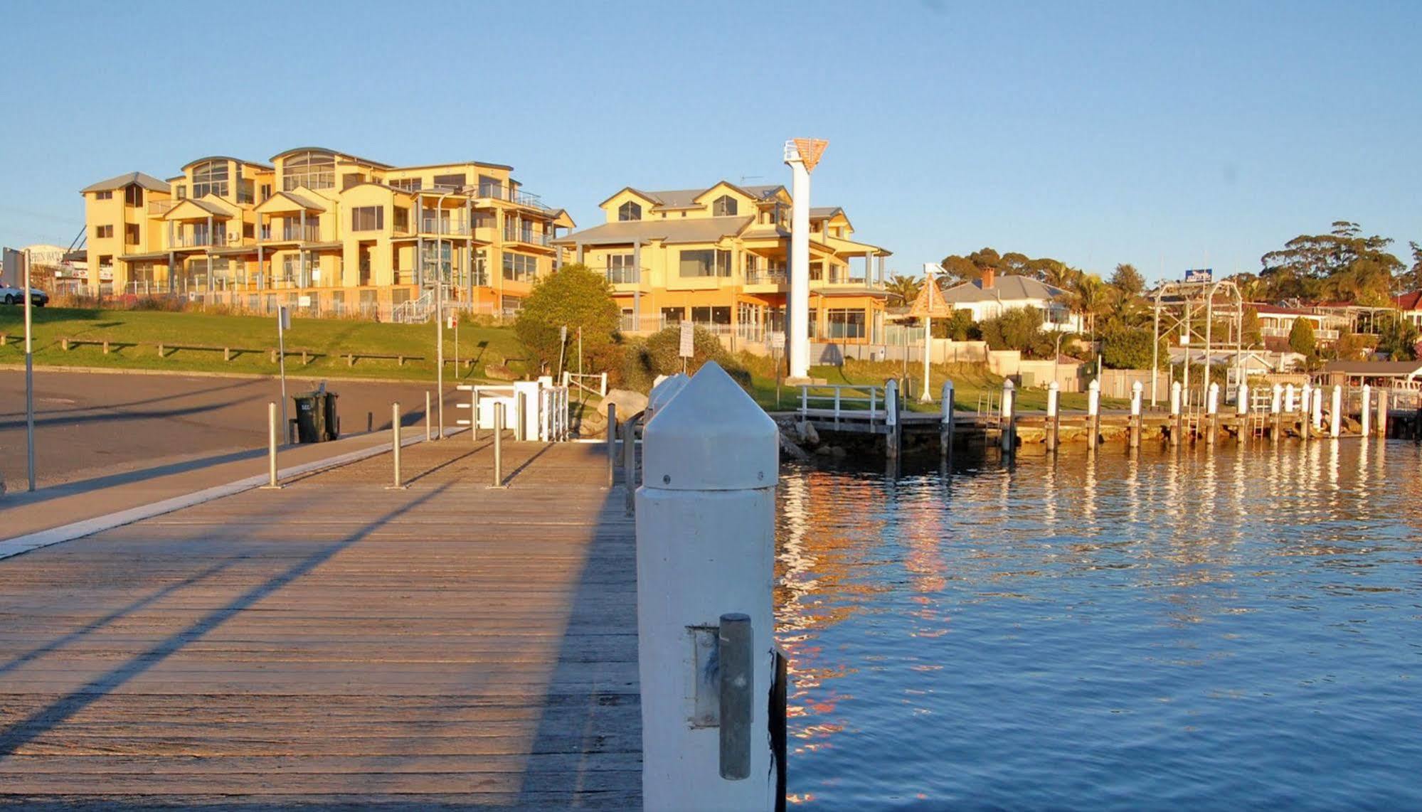 Huskisson Hotel エクステリア 写真