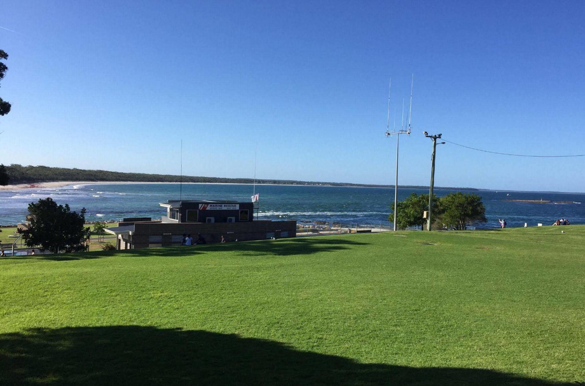 Huskisson Hotel エクステリア 写真