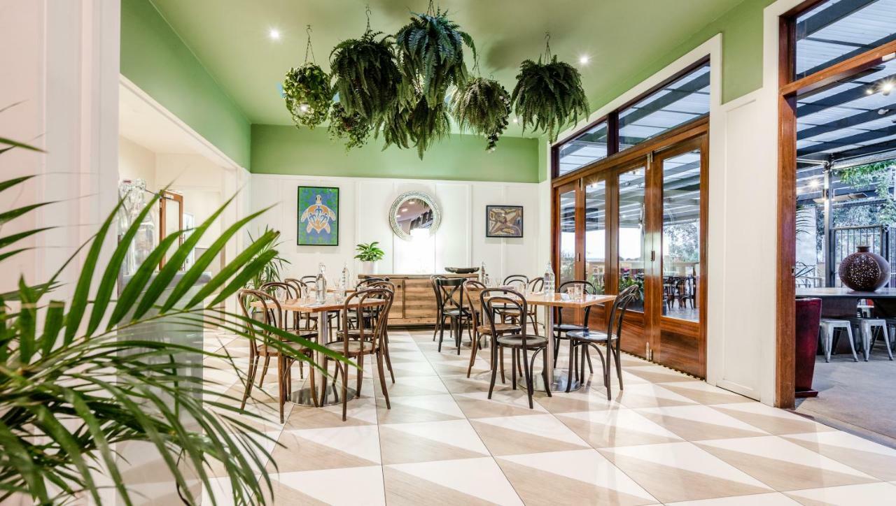 Huskisson Hotel エクステリア 写真