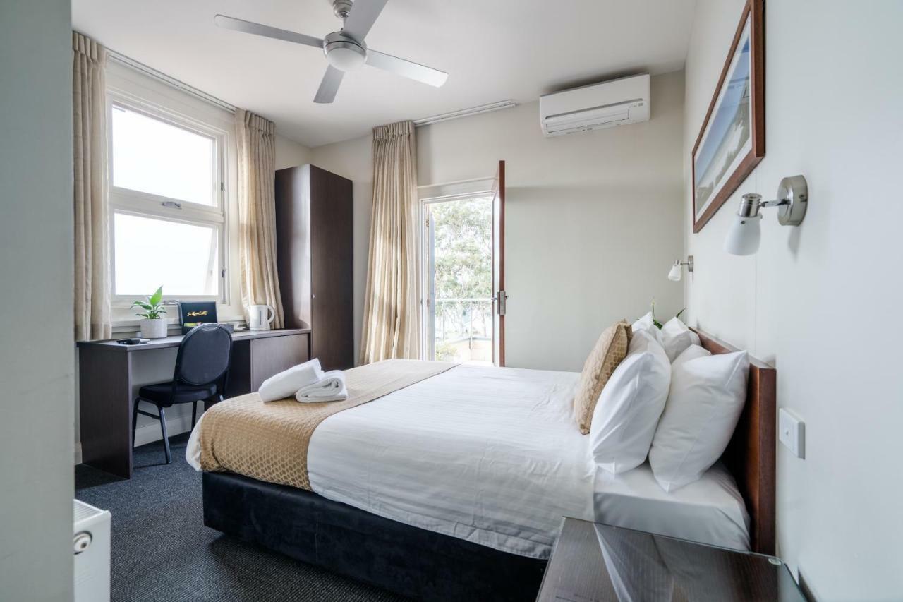 Huskisson Hotel エクステリア 写真